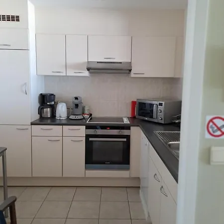 Zeedijk Heist Met Garage