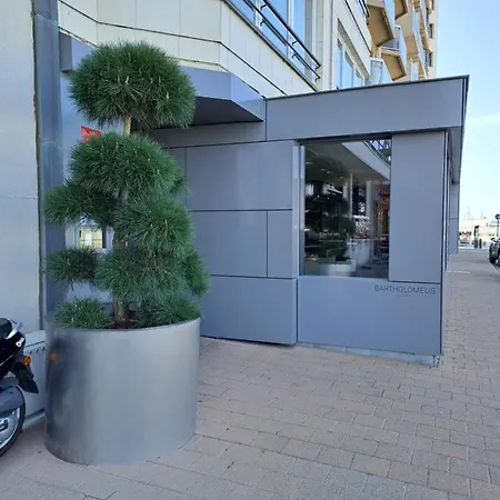 Apartament Zeedijk Heist Met Garage Knokke-Heist